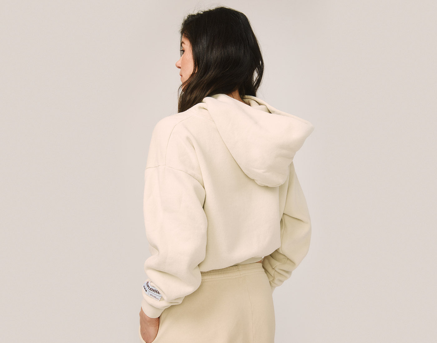 Cropped Peoplehoodie in Bone